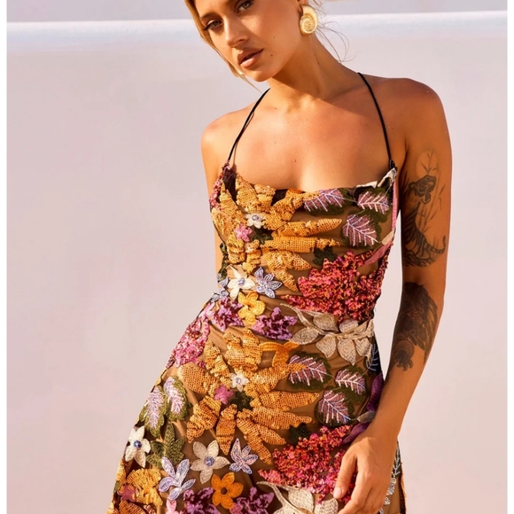 Dress - Picture 3 of 4